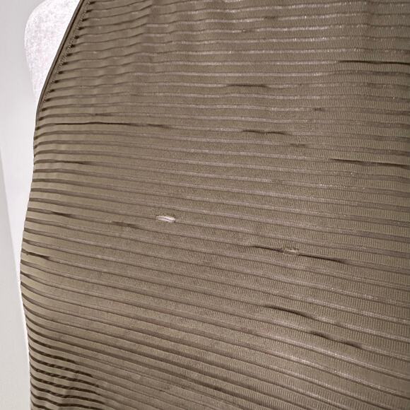 Lululemon army green sheer striped tank top - Picture 11 of 11